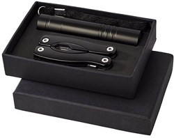Obrázky: Čierny multifunkčný nôž a baterka v krabičke
