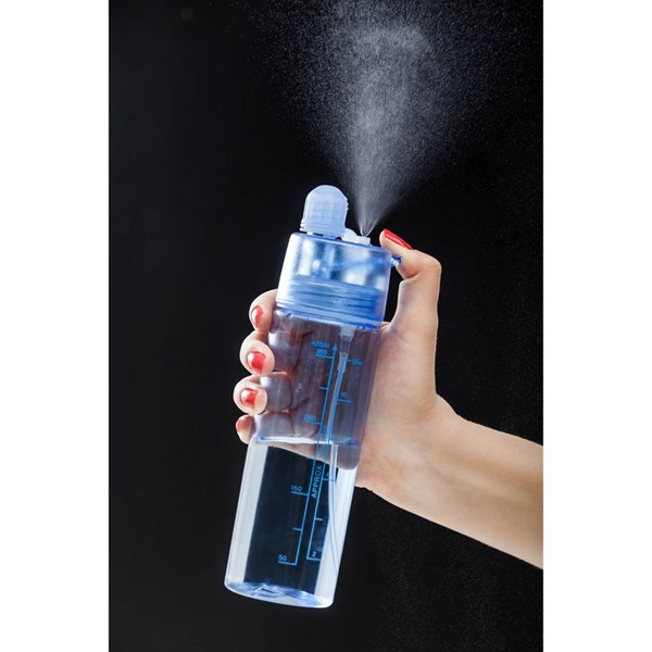 Obrázky: Modrá plastová fľaša s rozstrekovačom a odmerkou, Obrázok 10
