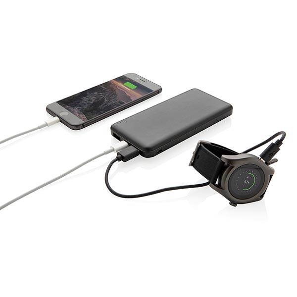 Obrázky: Čierna kompaktná powerbanka s batériou 10 000 mAh, Obrázok 5