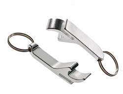 Obrázky: Strieborný kovový prívesok na kľúče s otváračom