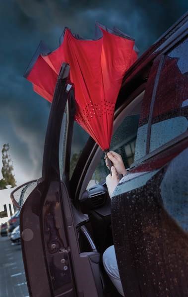Obrázky: Červený reverzný dáždnik Impact zo 190T RPET AWARE, Obrázok 8