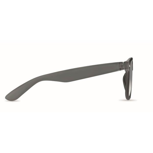 Obrázky: Transparentné šedé slnečné okuliare s RPET obrubou, Obrázok 3