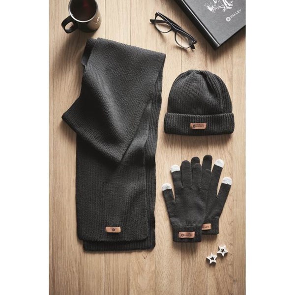 Obrázky: Zimná sada čiapka, šál a rukavice, Obrázok 4