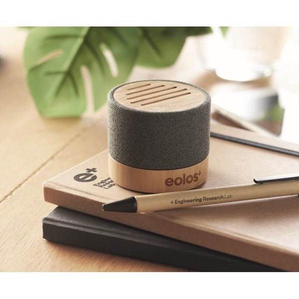 Obrázky: Bezdrôtový reproduktor v kryte z RPET, Obrázok 5