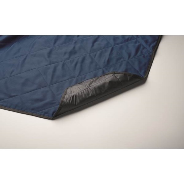 Obrázky: Modrá skladacia  pikniková deka s dlhým uchom, Obrázok 4