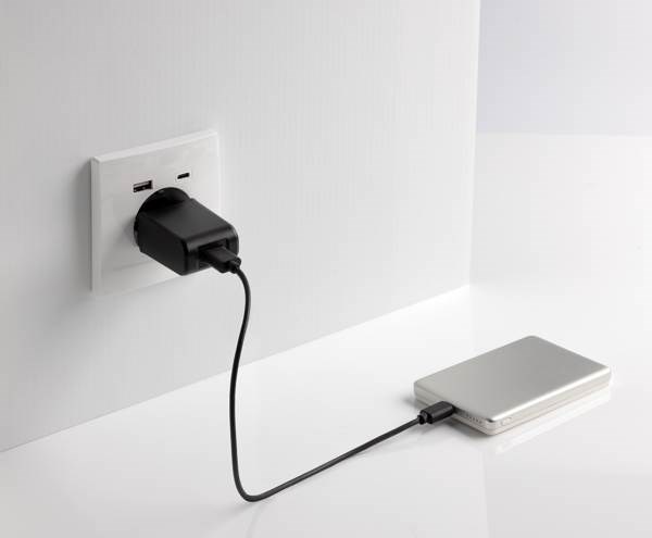 Obrázky: Bezdrôtová mag. powerbanka 5000mAh 5W, strieborná, Obrázok 7