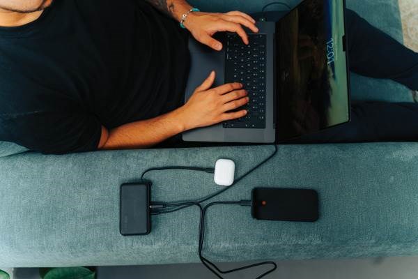 Obrázky: Urban Vitamin 65W hybridná nabíjačka 10000mAh, Obrázok 14