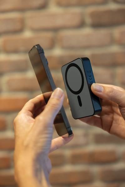 Obrázky: Magnetická powerbanka 10 000mAh z RCS RPET, Obrázok 5