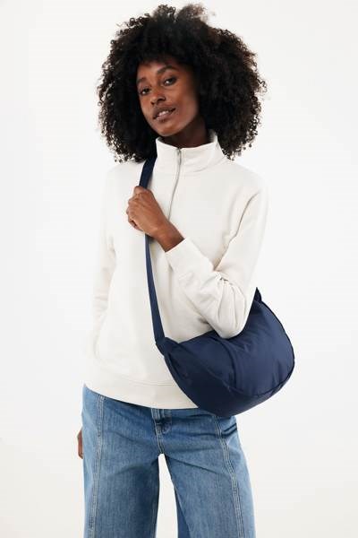 Obrázky: Crossbody XL polmesiac z RPET AWARE , nám. modrá, Obrázok 6