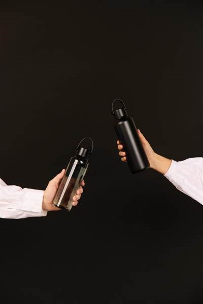 Obrázky: Transparentná čierna fľaša na vodu z RPET 550 ml, Obrázok 8