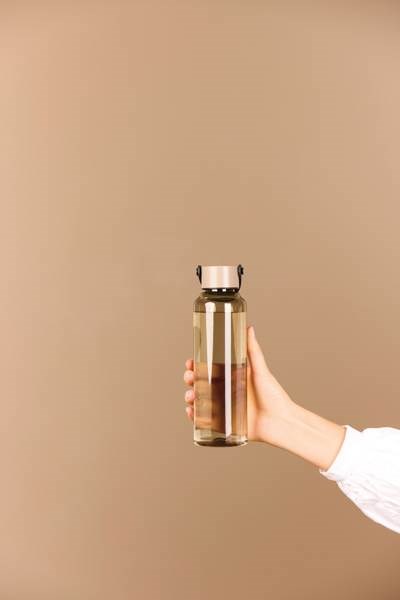 Obrázky: Transparentná béžová fľaša na vodu z RPET 550 ml, Obrázok 6