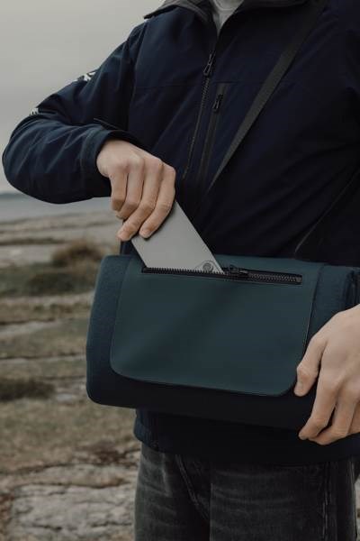 Obrázky: Nám. modrá pikniková deka s dlhým popruhom, Obrázok 4