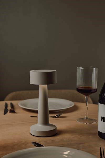 Obrázky: Šedá stolová lampa VINGA Maris z RCS recykl. ABS, Obrázok 8