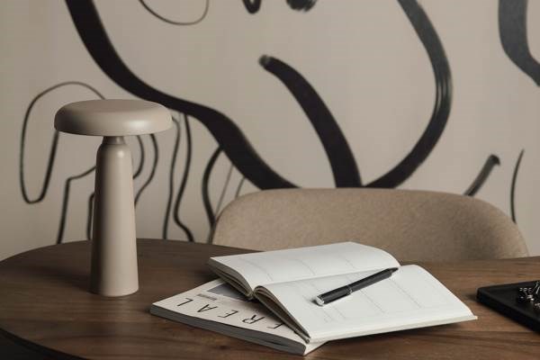 Obrázky: Dotyková stolová lampa z RCS, béžová, Obrázok 5