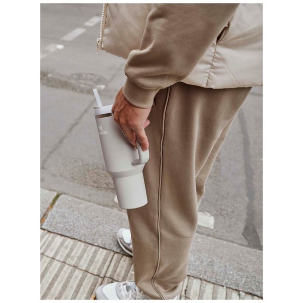 Obrázky: Šedý 1,2l termohrnček Stanley Quencher H2.0, Obrázok 4