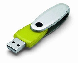 Zobrazit detaily pro Rotating limetkový rotační USB flash disk 2GB Obrázky: Rotating limetkový rotační USB flash disk 2GB