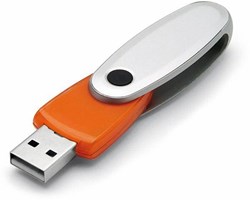 Zobrazit detaily pro USB kľúč otočný, 8 GB, oranžová Obrázky: USB kľúč otočný, 8 GB, oranžová