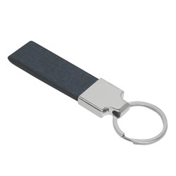 Zobrazit detaily pro Modrý prívesok na kľúče z RPET a kov. detailami Obrázky: Modrý prívesok na kľúče z RPET a kov. detailami